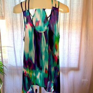 Maurices Abstract Shark Bite Tank